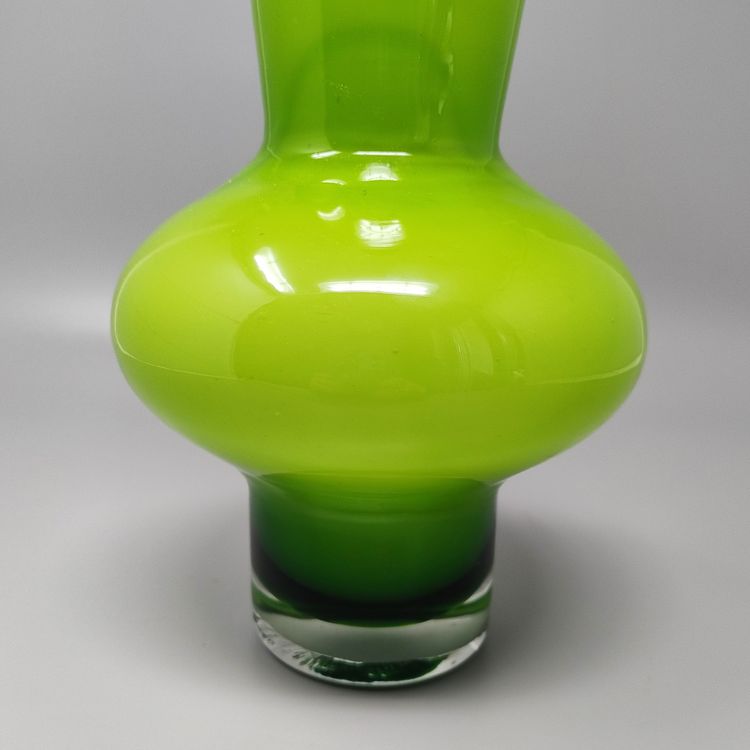 1970s Gorgeous Green Vase by Ind. Vetraria Valdarnese. Made in Italy