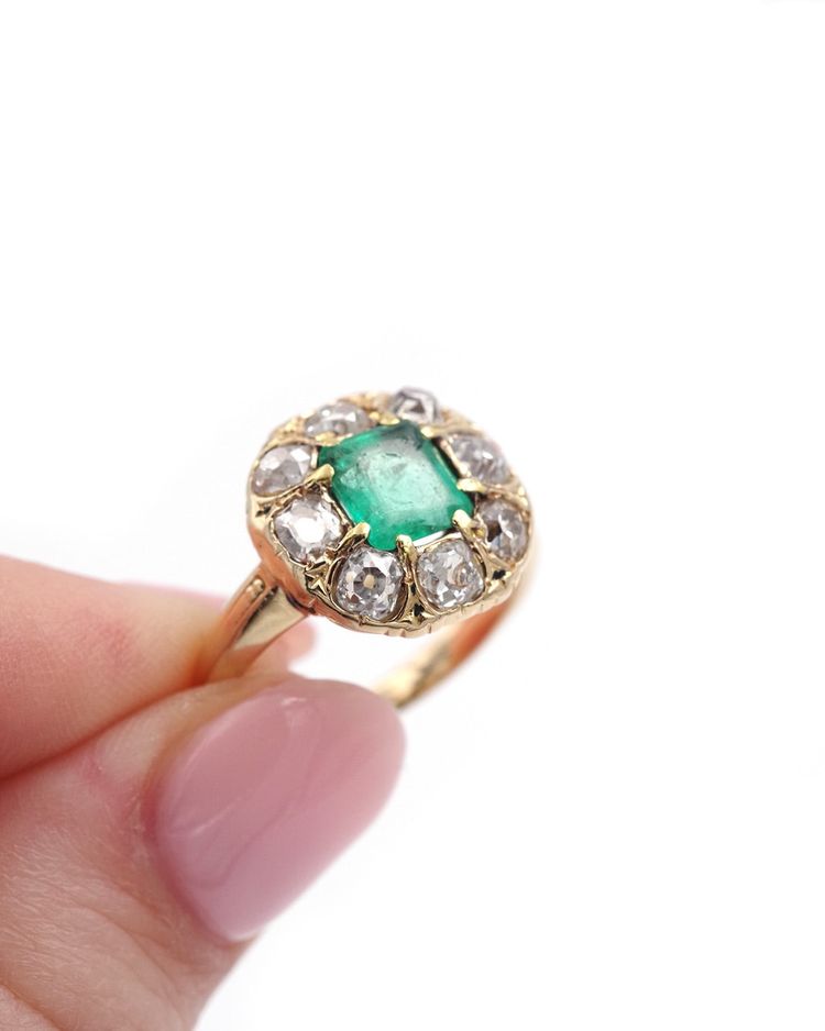 Colombian Emerald cluster Ring In 18k Gold, Belle Epoque Ring, Antique Jewelry, Engagement