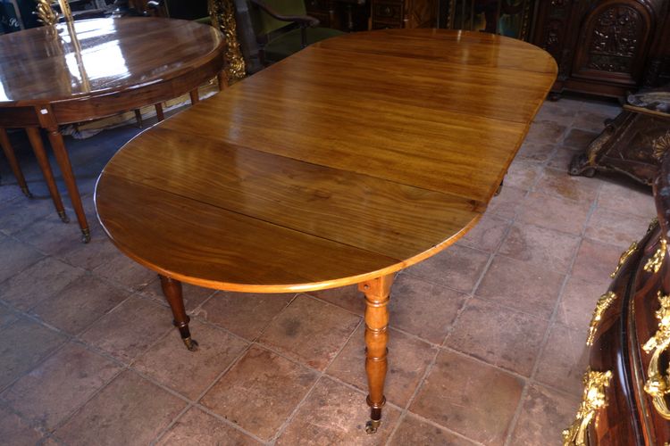 Louis-Philippe table in blond mahogany, 210 cm