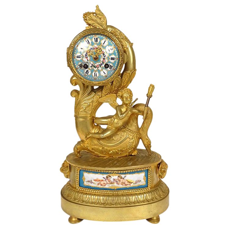 Restoration clock gilded bronze porcelain Sèvres Love swan dolphin 19th century