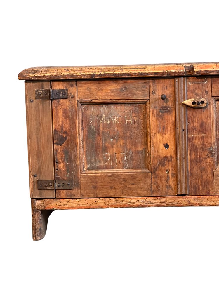 Fir chest-sideboard 1800