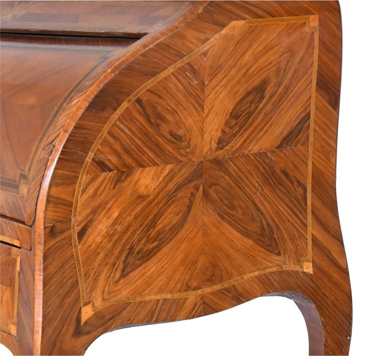 18th century cylinder desk in veneer and marquetry