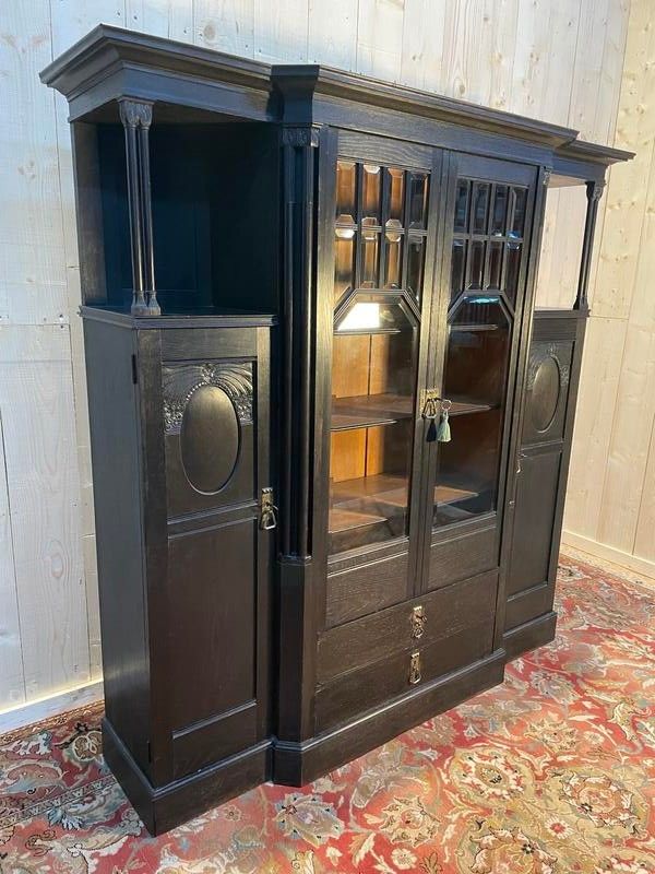 Vitrine - Napoleon III / English wardrobe in blackened wooden