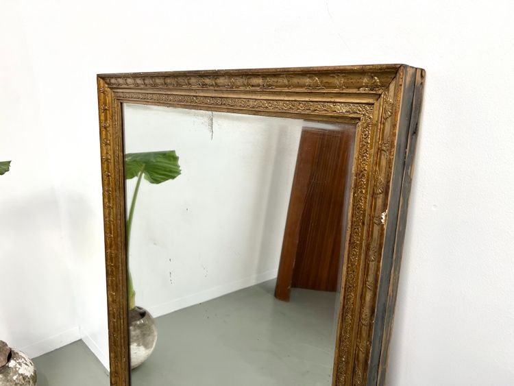 Large antique gilded mirror, circa 1900.