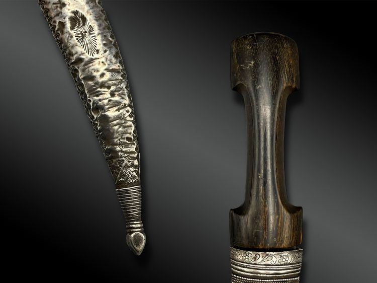 Dagger called Kandjar - Persia - XIXth century