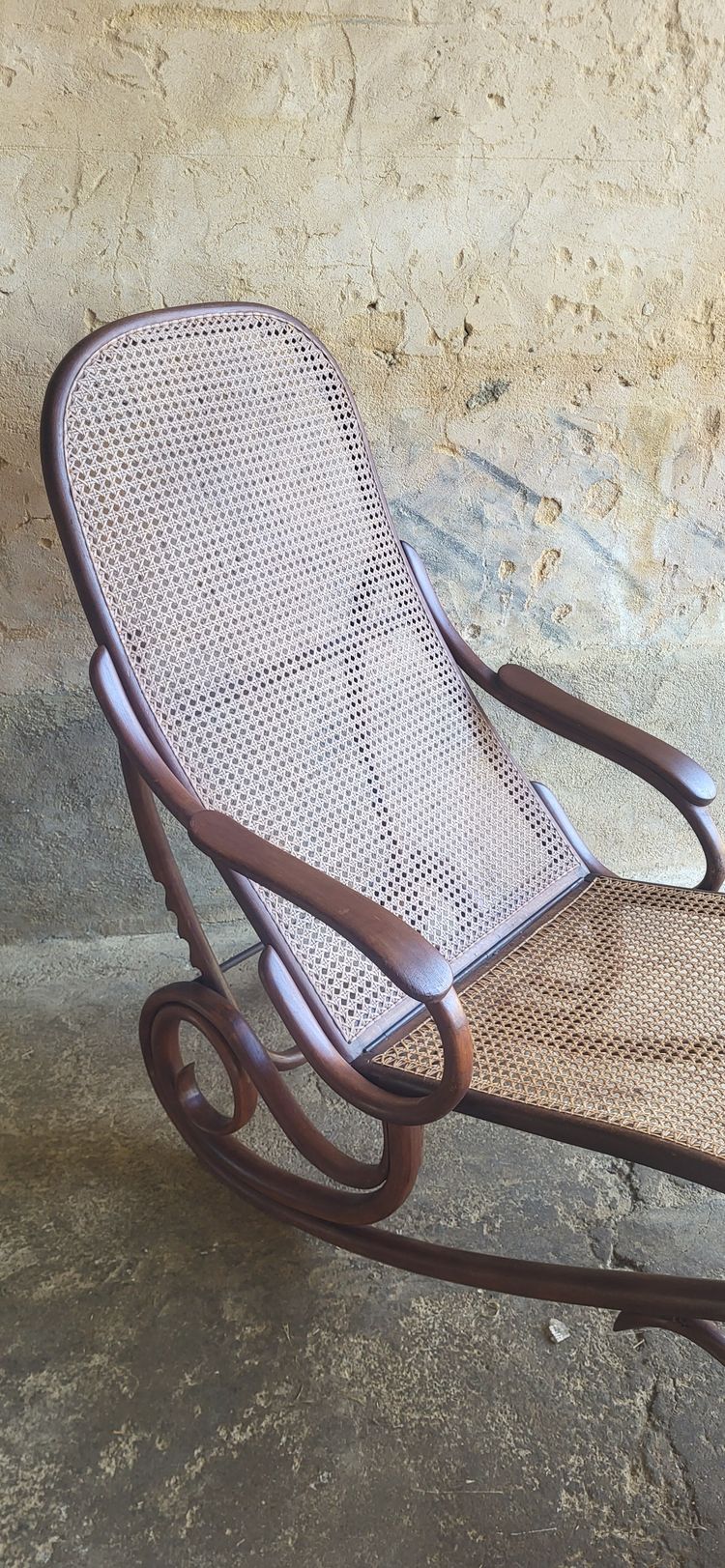 Rattan chaise longue by Michael Thonet 1900's