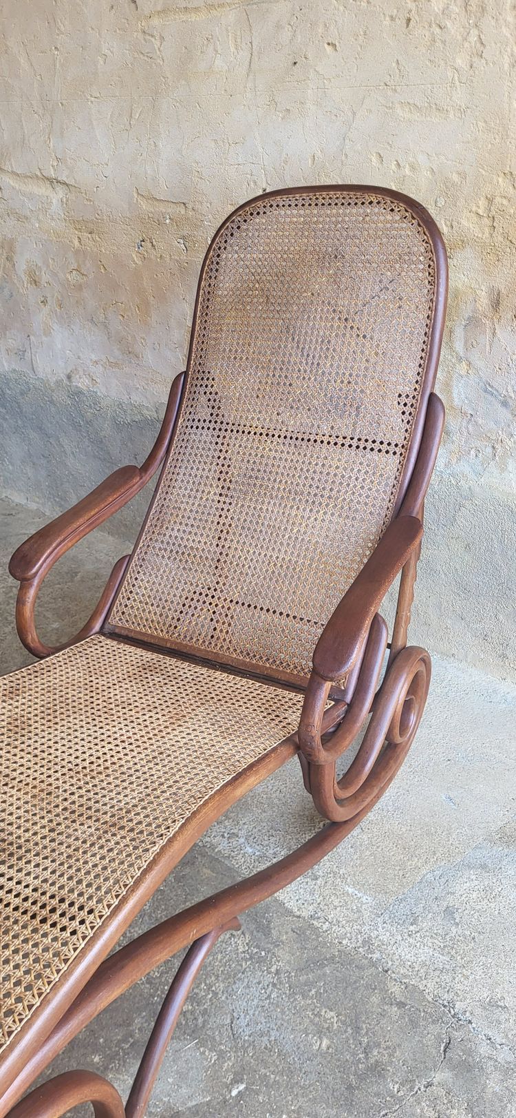 Rattan chaise longue by Michael Thonet 1900's