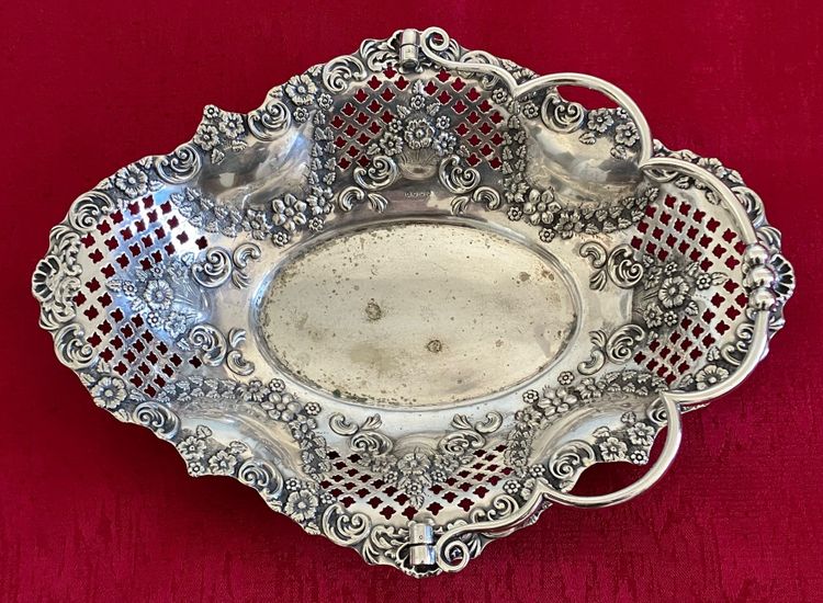 Victorian English silver-plated bread-and-fruit basket circa 1865