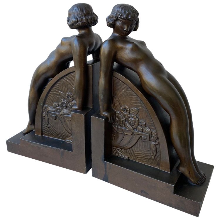 Pair of F. Bazin Albert Buisson Art Deco 1930 bookends in patinated metal