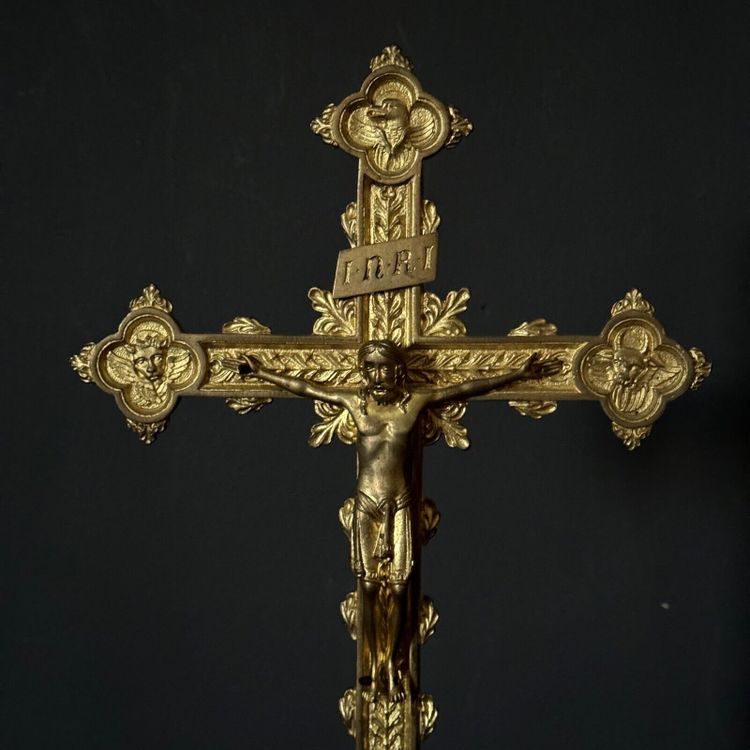 Crucifix en bronze doré XIXe Napoléon III